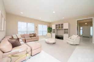 467 Bluebird Dr, Monroe Township, NJ 08831 - Photo 18