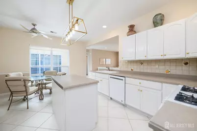 467 Bluebird Drive, Monroe Township, NJ 08831 - Photo 20