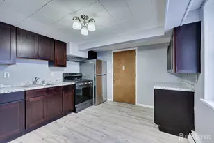 2 Garfield Park, Edison, NJ 08837 - Photo 4