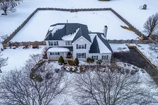 4 Veghte Pl, Franklin Township, NJ 08823 - Photo 2