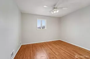 32 Waverly Dr West Dr, Middlesex, NJ 08817 - Photo 38