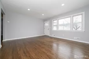 311 Chestnut St, Middlesex, NJ 08846 - Photo 6