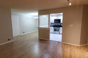 261 Kempsey Dr, North Brunswick Township, NJ 08902 - Photo 8