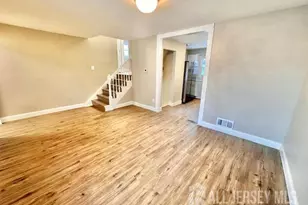 5 Gardner Ct, Sayreville, NJ 08872 - Photo 4