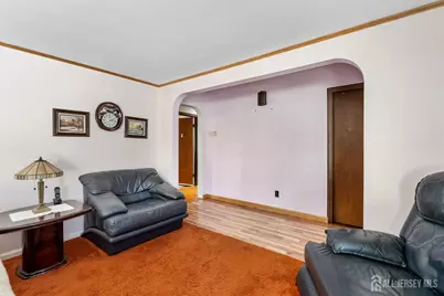 786 Wood Avenue, Colonia, NJ 07067 - Photo 8