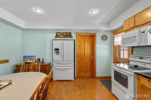 786 Wood Ave, Colonia, NJ 07067 - Photo 10