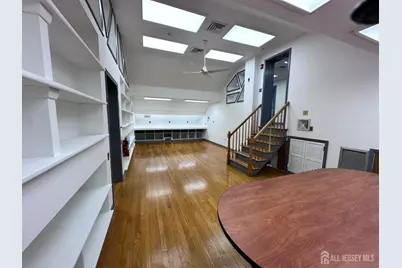 107 Stuyvesant Avenue #201, Lyndhurst Township, NJ 07071 - Photo 12