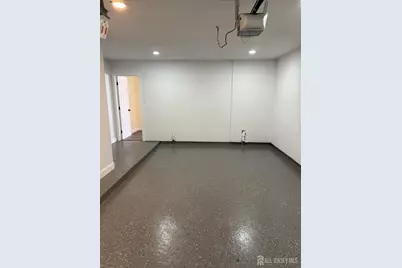 25 N Essex Street, Carteret, NJ 07008 - Photo 2