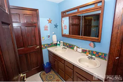 219 Johnson Lane, Sayreville, NJ 08859 - Photo 36
