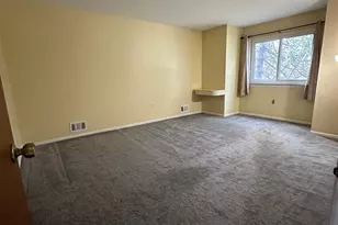 4909 Boice Dr, North Brunswick Township, NJ 08902 - Photo 4