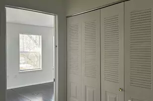 402 Rittenhouse Ct, North Brunswick Township, NJ 08902 - Photo 18