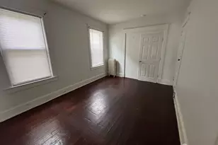 7 Maple St, New Brunswick, NJ 08901 - Photo 4