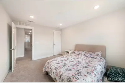 707 Station Road, Dunellen, NJ 08812 - Photo 22