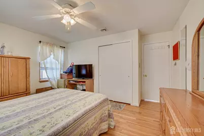 99 Elmhurst Avenue, Iselin, NJ 08830 - Photo 10