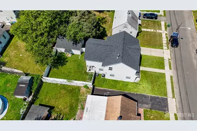 13 Albany Street, Edison, NJ 08837 - Photo 4