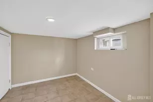 419 Inslee St, Perth Amboy, NJ 08861 - Photo 16