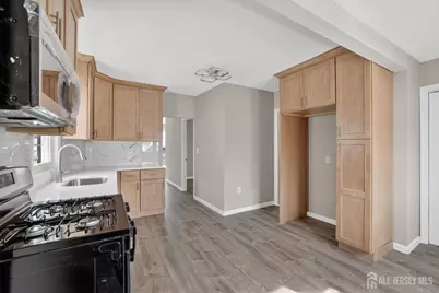 419 Inslee Street, Perth Amboy, NJ 08861 - Photo 6