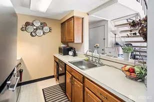 9207 Tamarron Dr, Plainsboro Township, NJ 08536 - Photo 12