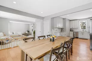 51 Dartmouth St, Edison, NJ 08837 - Photo 16