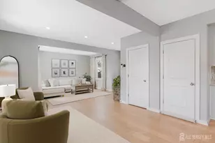 51 Dartmouth St, Edison, NJ 08837 - Photo 4