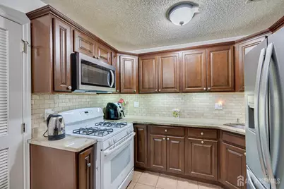 150 Prestwick Way, Edison, NJ 08820 - Photo 12
