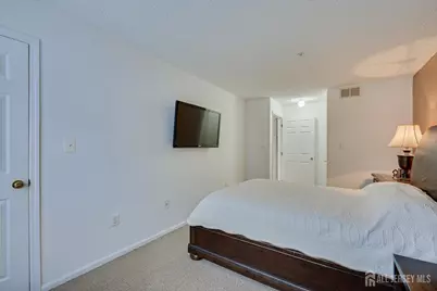 150 Prestwick Way, Edison, NJ 08820 - Photo 18