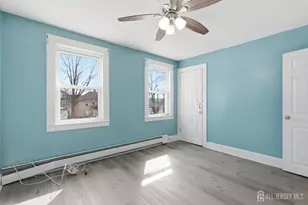 25 Langley Pl, New Brunswick, NJ 08901 - Photo 14