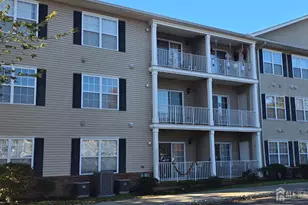 103 Liddle Ave, Edison, NJ 08837 - Photo 2