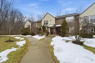 1103 Hickory Ct, South Brunswick Township, NJ 08852 - Photo 2