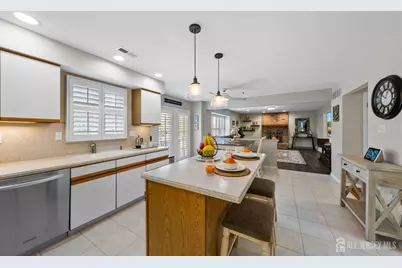 10 Gillian Drive, South Brunswick Township, NJ 08824 - Photo 16