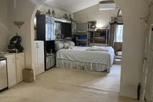 92 Holly Rd, Iselin, NJ 08830 - Photo 14