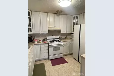 92 Holly Road, Iselin, NJ 08830 - Photo 8