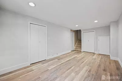 29 Hollywood Drive, Woodbridge Township, NJ 07095 - Photo 22