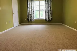 141 Forest Dr, Piscataway Township, NJ 08854 - Photo 8