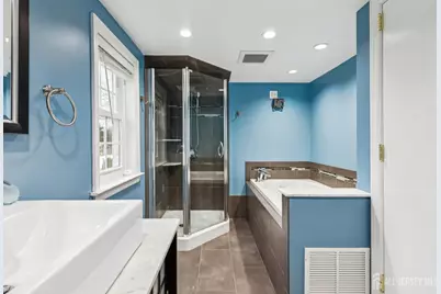 32 Tanglewood Lane, Colonia, NJ 07067 - Photo 14