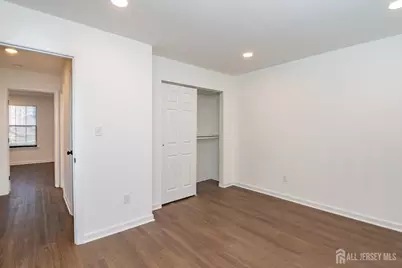 801 Woodbridge Commons Way, Iselin, NJ 08830 - Photo 14