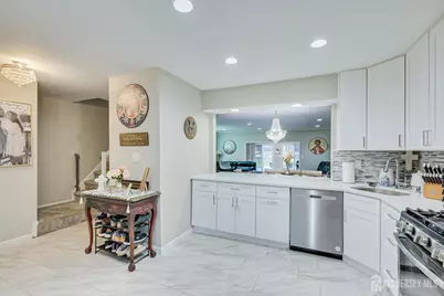 199 Applegate Lane, East Brunswick Township, NJ 08816 - Photo 10