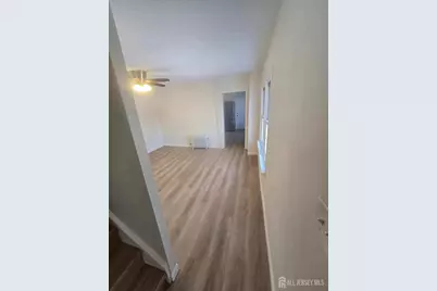 633 Linden Avenue, Woodbridge Township, NJ 07095 - Photo 16