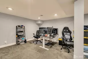 91 Delaware Ln, Branchburg Township, NJ 08876 - Photo 26