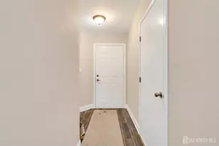 91 Delaware Ln, Branchburg Township, NJ 08876 - Photo 2