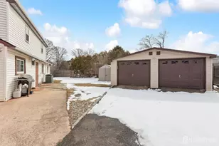 32 Glenville Rd, Edison, NJ 08817 - Photo 24