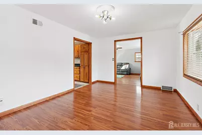 32 Glenville Road, Edison, NJ 08817 - Photo 8
