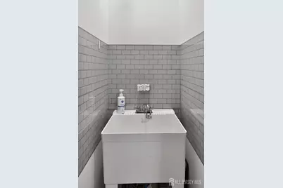 110 Grabowski Drive, Sayreville, NJ 08859 - Photo 24