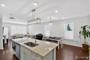 110 Grabowski Dr, Sayreville, NJ 08859 - Photo 8