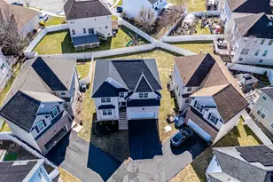 274 Morning Glory Dr, Monroe Township, NJ 08831 - Photo 2