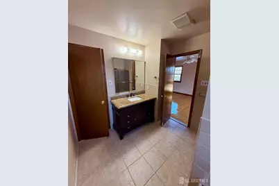 18 Jill Court #20, Edison, NJ 08817 - Photo 6