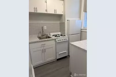 76 S Adelaide Avenue S, Highland Park, NJ 08904 - Photo 8