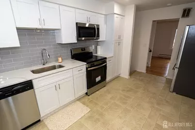 21 Sherwood Road, Sayreville, NJ 08859 - Photo 18