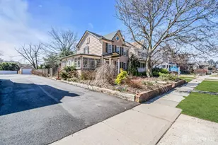 65 Green St, Woodbridge Township, NJ 07095 - Photo 10