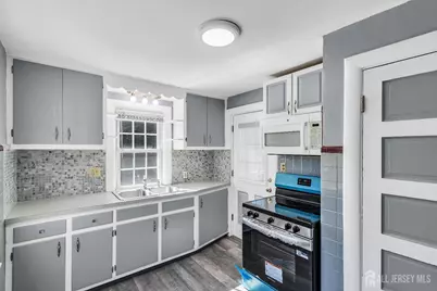 65 Green Street, Woodbridge Township, NJ 07095 - Photo 20